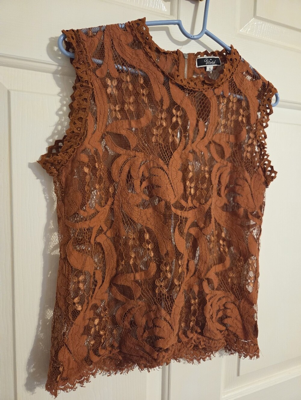 Vivid Lace Top Small Sleeveless Floral Orange 🌿